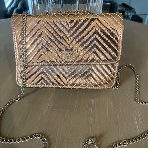 Guess gold rose